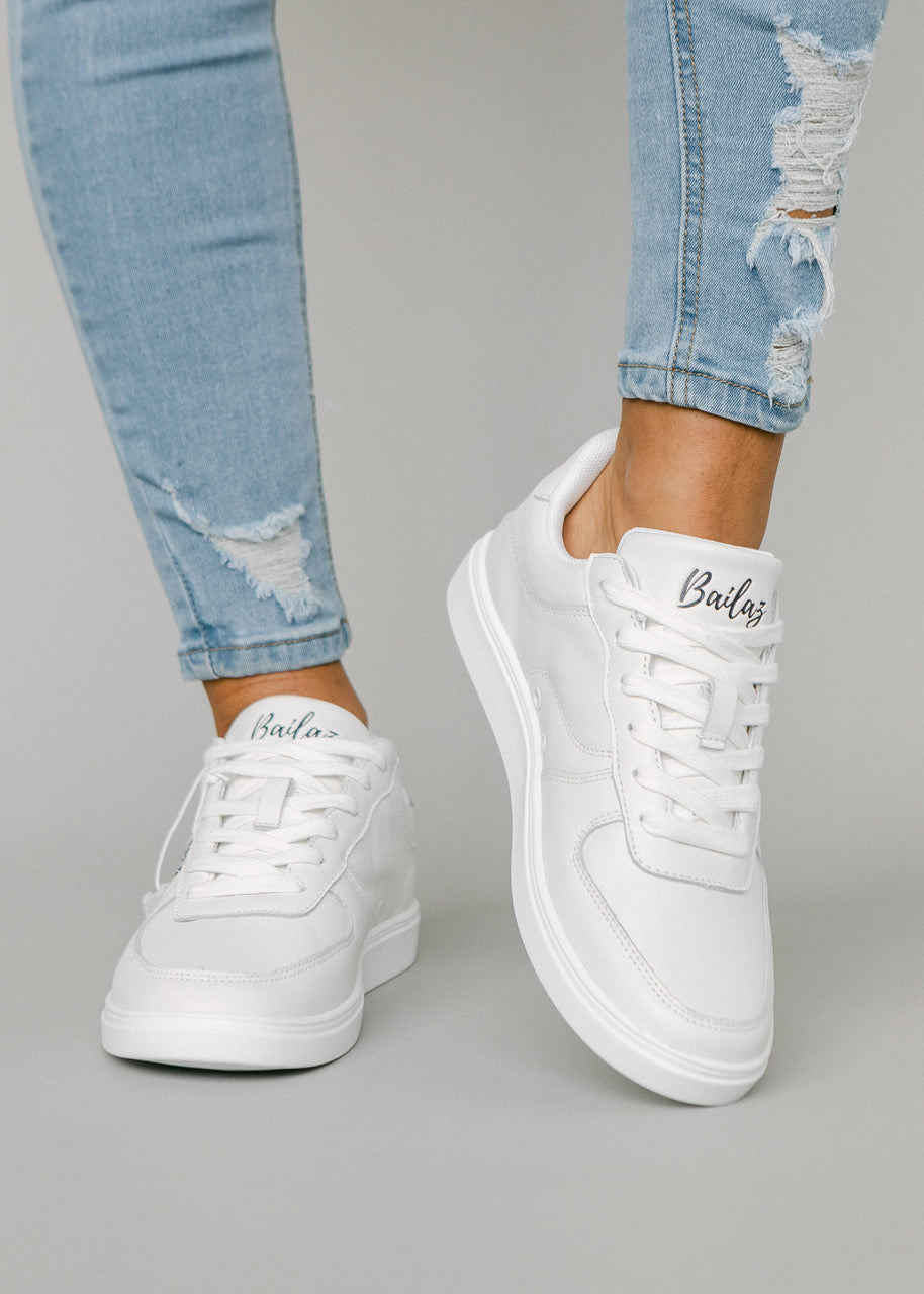 White high top deals dance sneakers